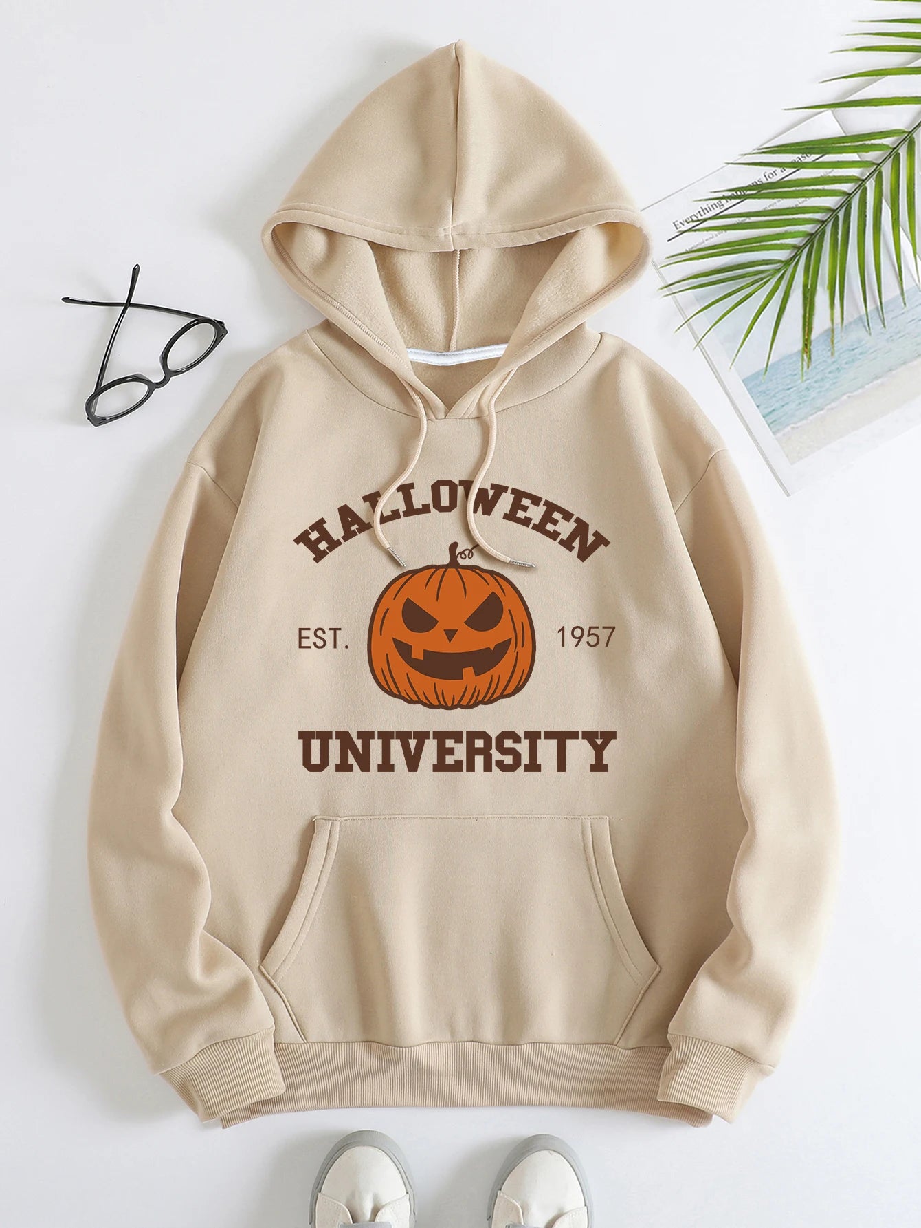 Cute Halloween Pullover Hoodie Old School Style'1957' Pullover 